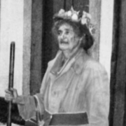 Sinhá Olímpia - De Princesa á Plebéia - Filme Documentário